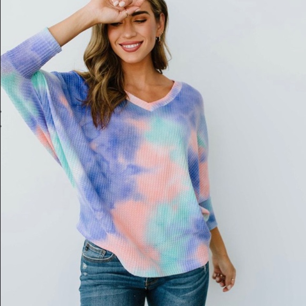 Heimish XS NWT Textured Tie Dye Top 💜💙